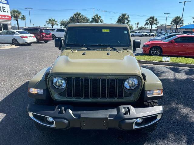 Used 2025 Jeep Gladiator Sport AWD/4WD image 6
