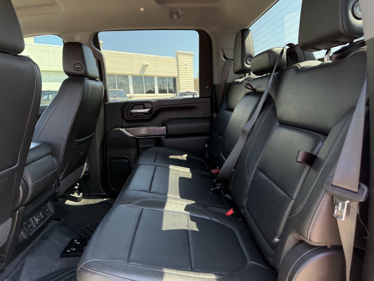 Used 2020 Chevrolet Silverado 2500 LTZ AWD/4WD image 27