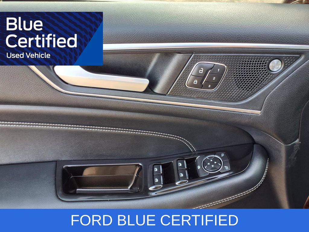 Certified 2019 Ford Edge Titanium w/ Equipment Group 301A FWD image 23