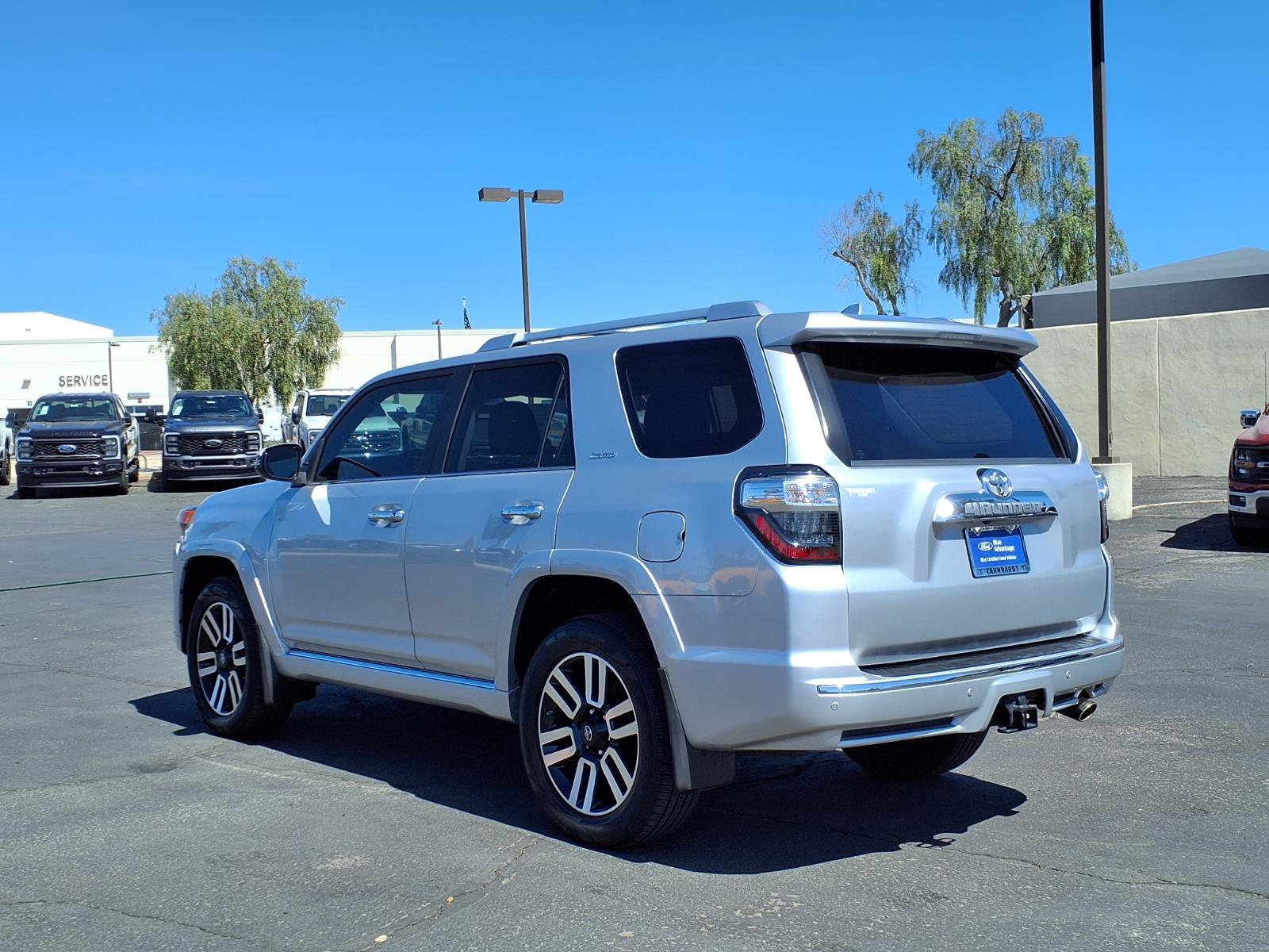 Used 2019 Toyota 4Runner Limited AWD/4WD image 4
