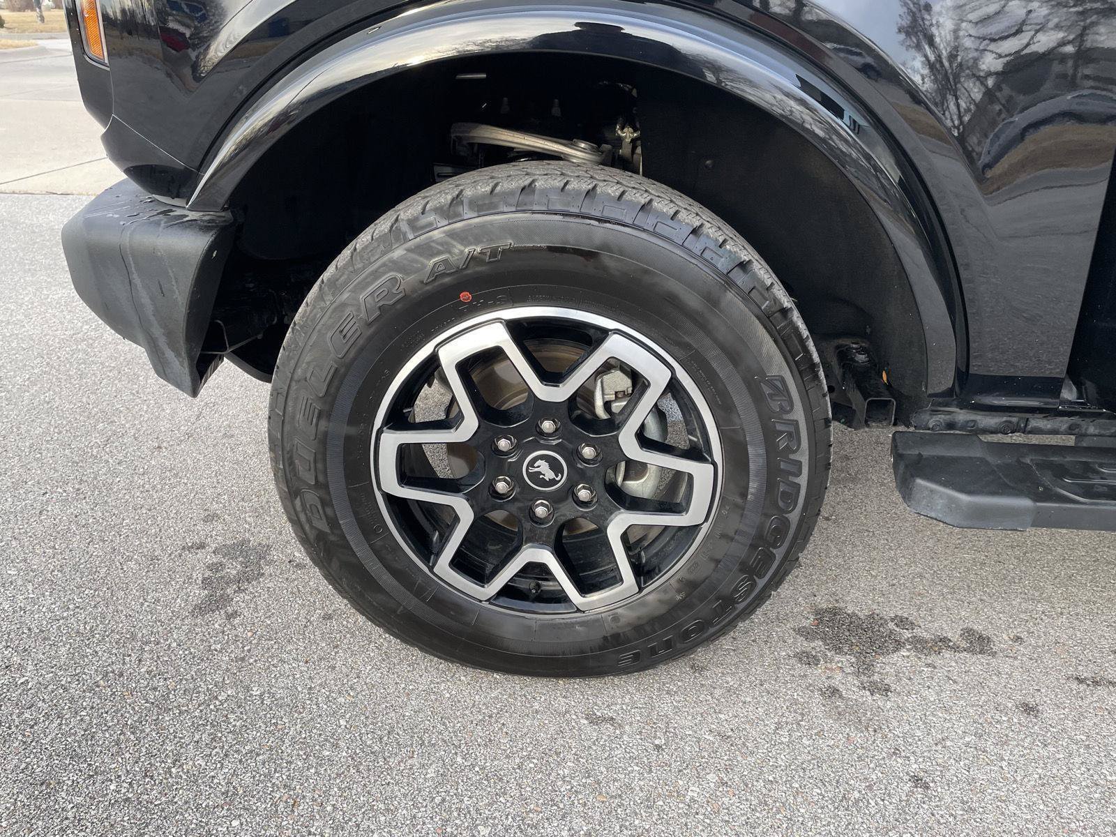 Certified 2023 Ford Bronco Outer Banks AWD/4WD image 10