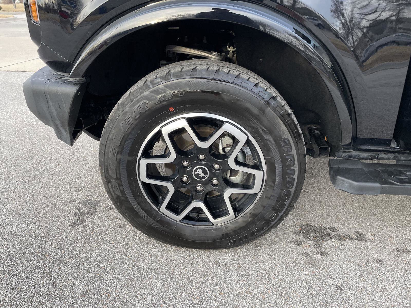 Certified 2023 Ford Bronco Outer Banks AWD/4WD image 10