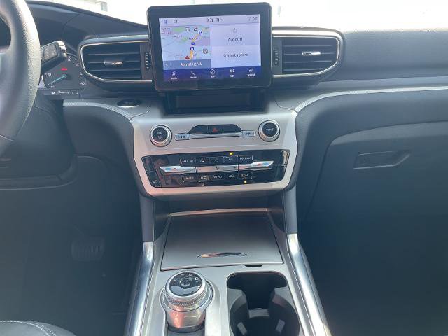 Certified 2022 Ford Explorer XLT w/ Equipment Group 202A image 19