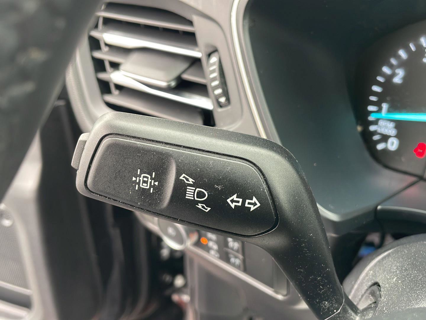 Certified 2022 Ford Escape SEL AWD/4WD image 17