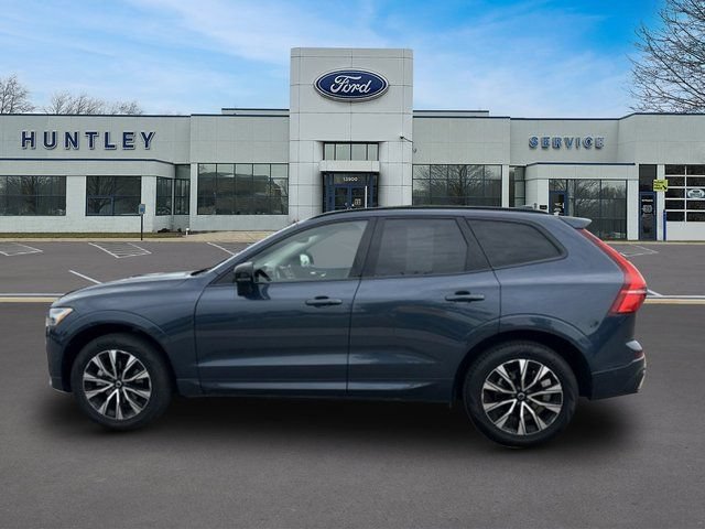 Used 2025 Volvo XC60 B5 Plus AWD/4WD image 6