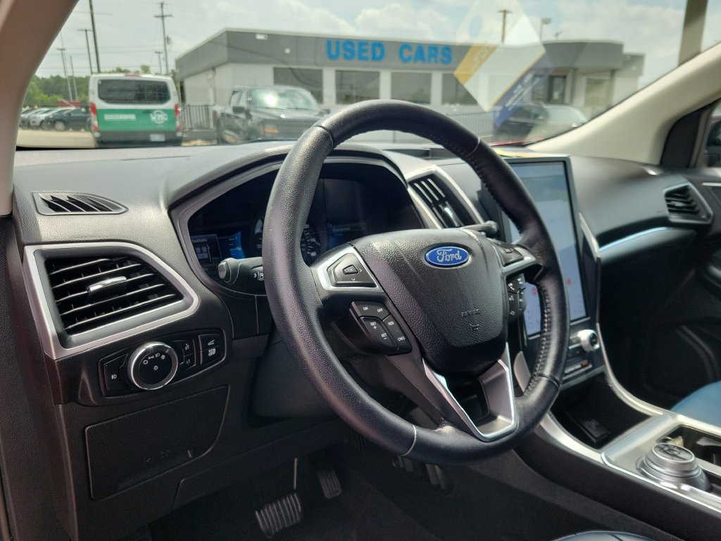Certified 2023 Ford Edge SEL w/ Sport Appearance Package AWD/4WD image 21