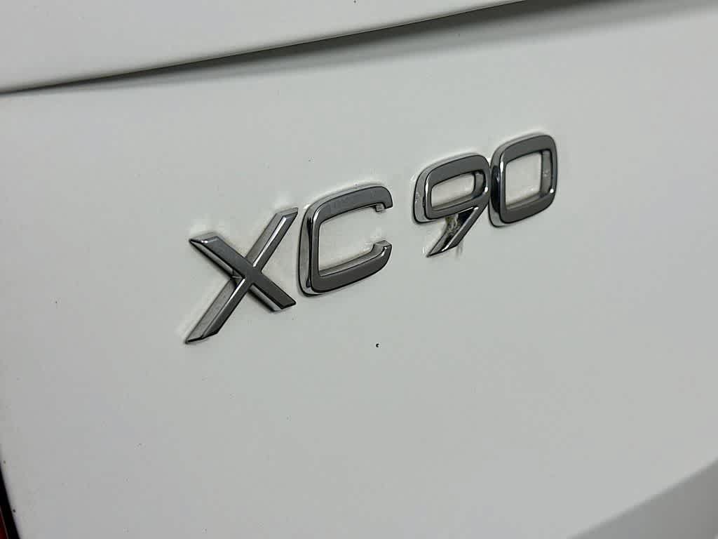 Used 2022 Volvo XC90 T6 Momentum w/ Protection Package Premier AWD/4WD image 7
