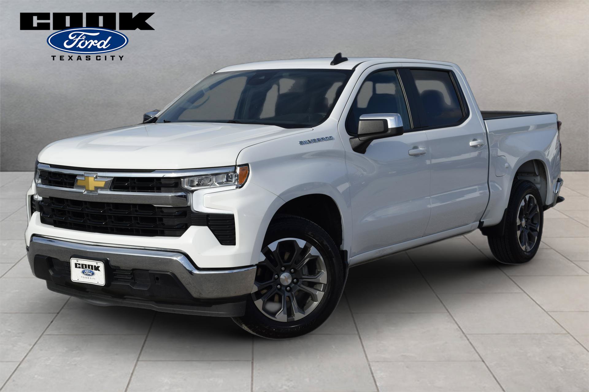 Used 2024 Chevrolet Silverado 1500 LT w/ Convenience Package II