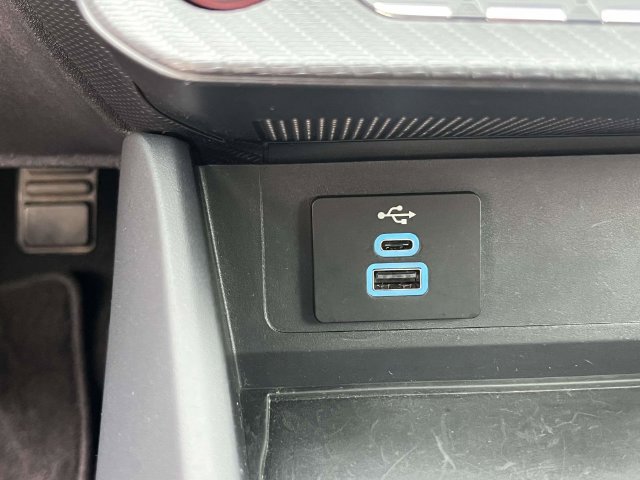 Certified 2025 Ford Mustang Coupe RWD image 30