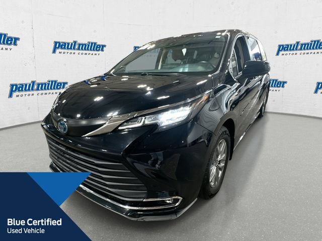 Used 2022 Toyota Sienna XLE