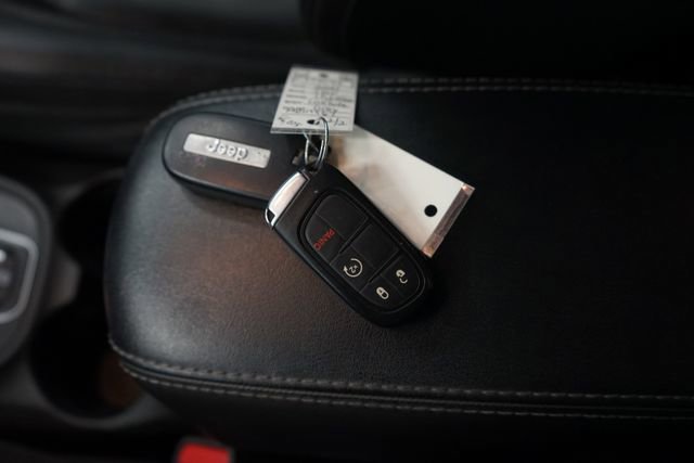 Used 2021 Jeep Cherokee Latitude Lux image 27