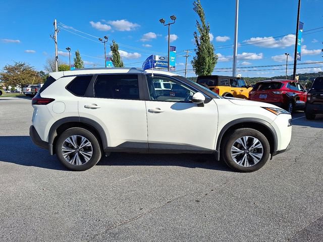 Used 2023 Nissan Rogue SV w/ SV Premium Package image 13