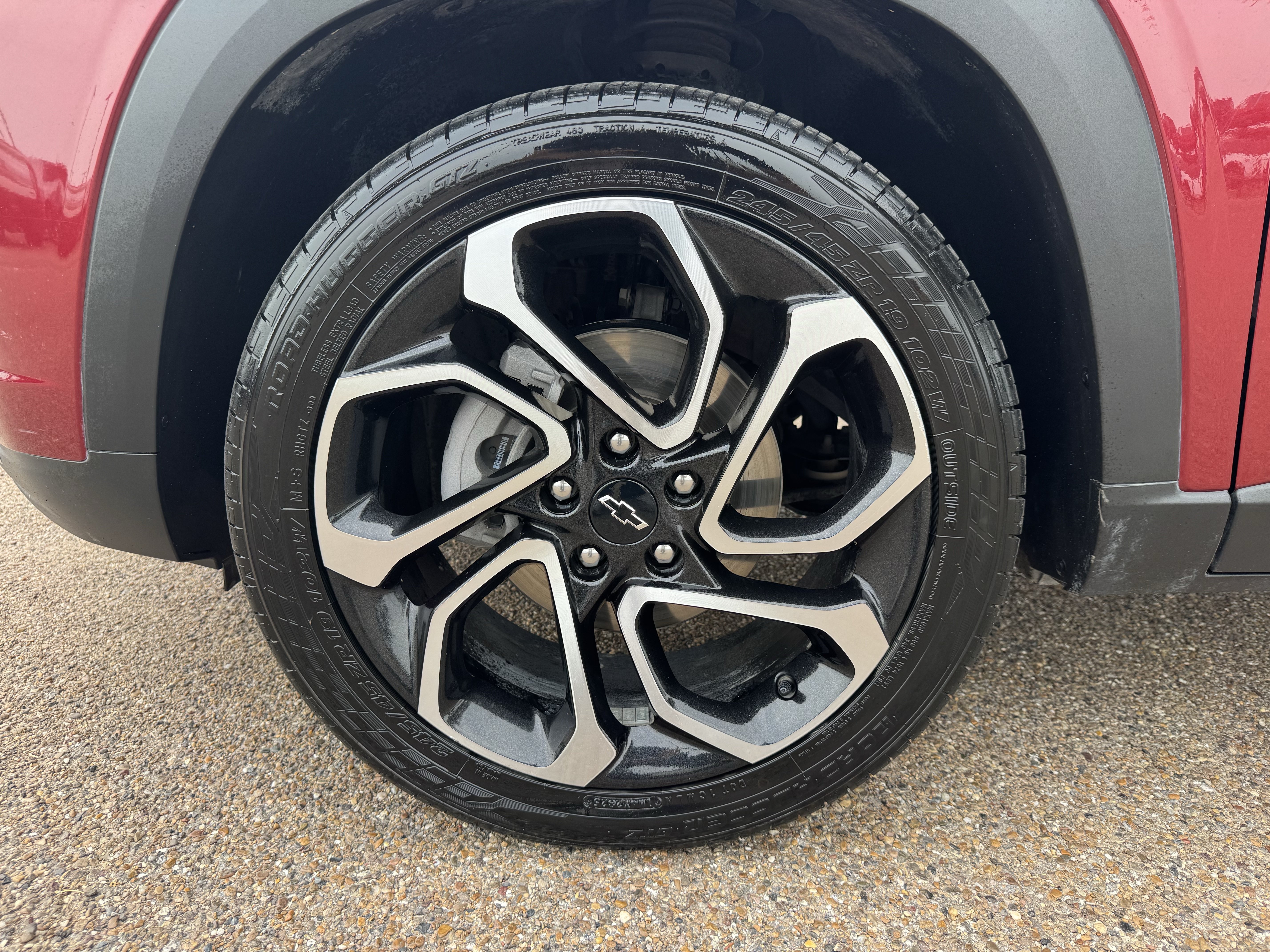 Used 2025 Chevrolet Trax RS w/ Sunroof Package FWD image 7