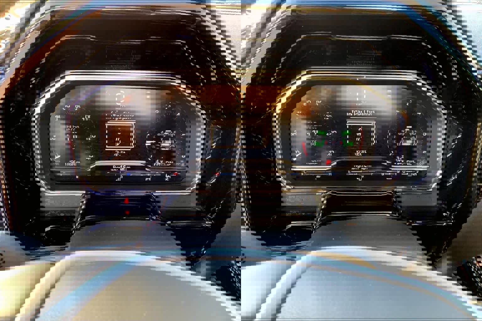 Used 2024 GMC Sierra 2500 SLT w/ SLT Premium Package image 26