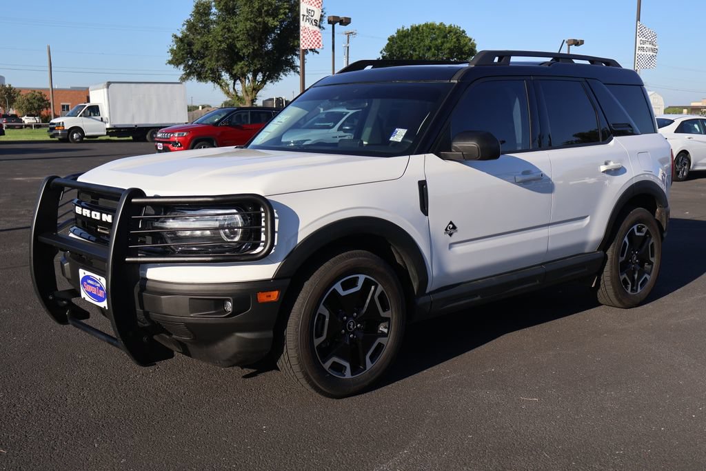 Certified 2022 Ford Bronco Sport Outer Banks w/ Tech Package AWD/4WD image 13