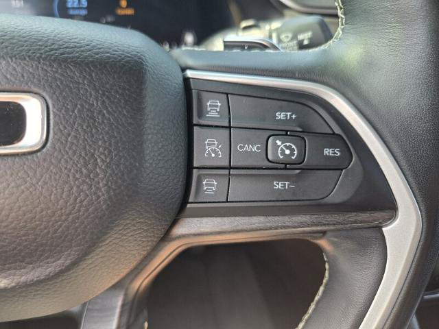 Used 2022 Jeep Grand Cherokee L Limited AWD/4WD image 29