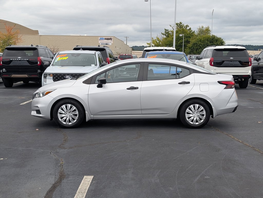 Used 2020 Nissan Versa S FWD image 5