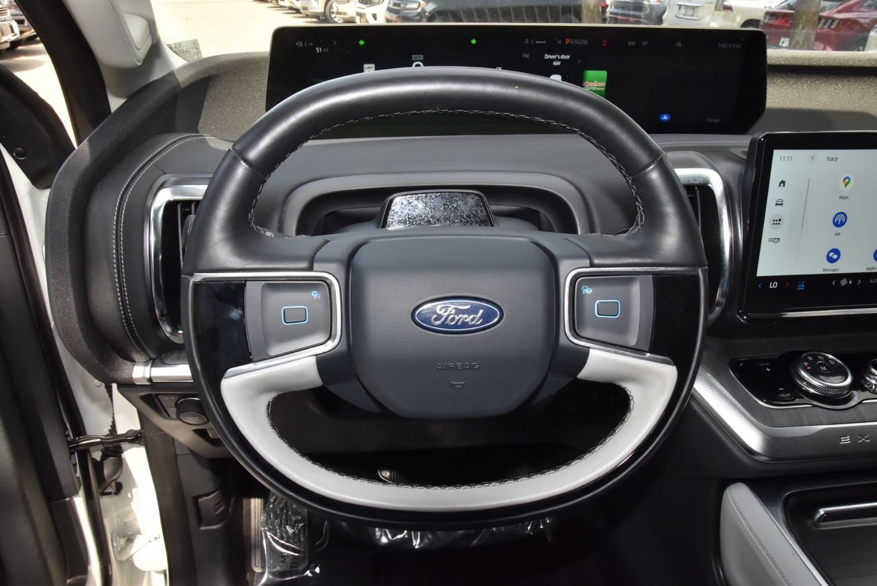 Certified 2025 Ford Expedition Max Platinum w/ Platinum Ultimate Package AWD/4WD image 23