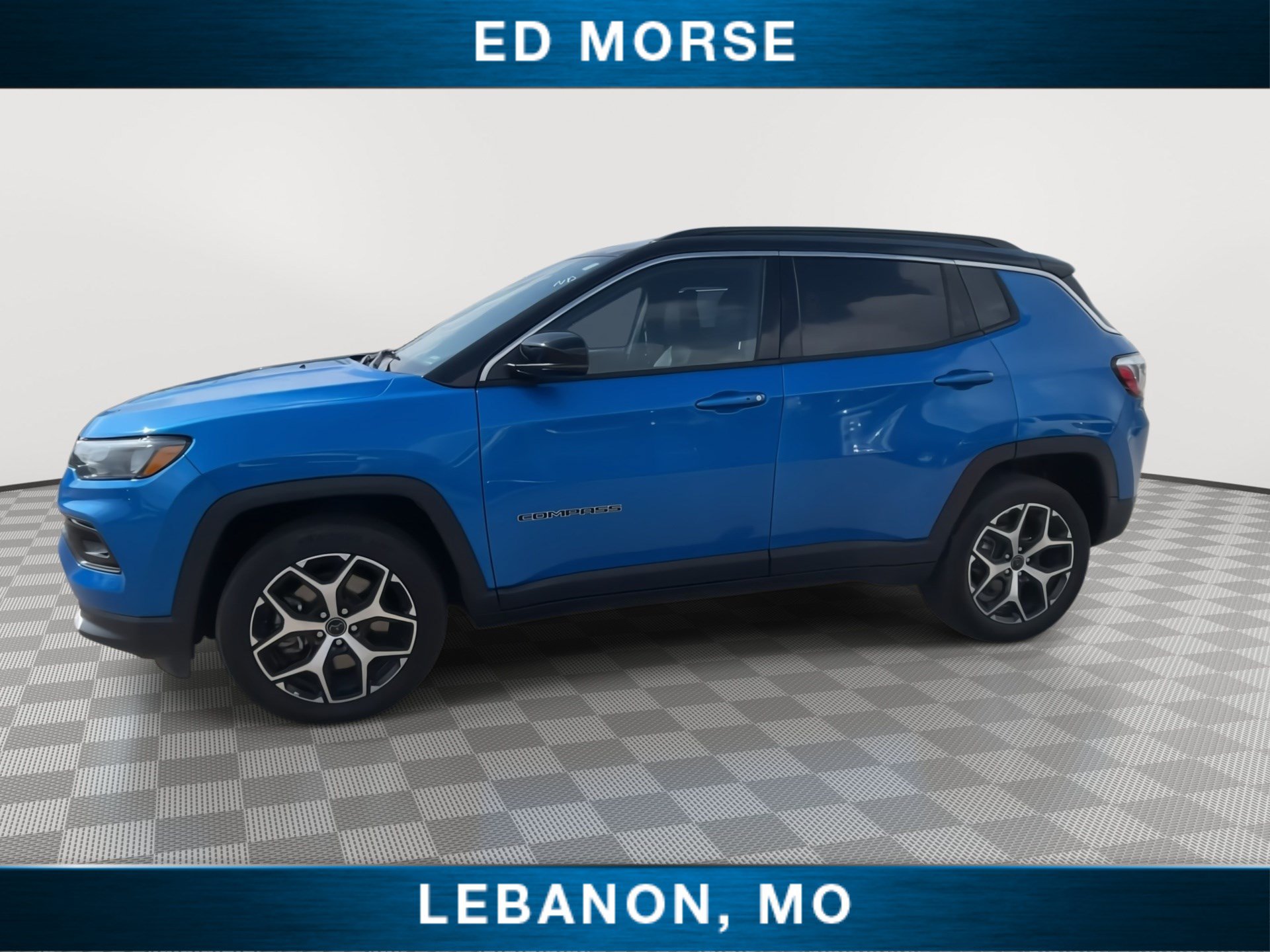Used 2025 Jeep Compass Limited AWD/4WD image 5