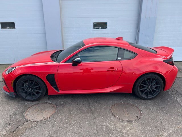 Used 2023 Toyota GR86 Premium RWD image 3