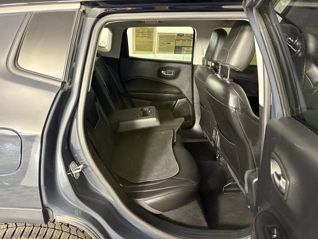Used 2018 Jeep Compass Limited image 33
