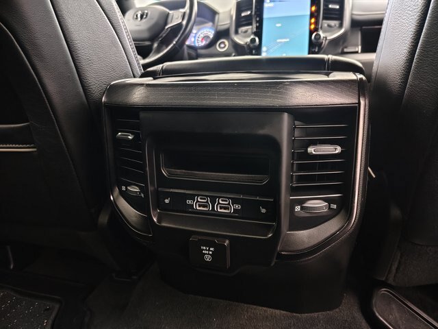 Used 2022 RAM 1500 Limited w/ Body Color Bumper Group AWD/4WD image 37