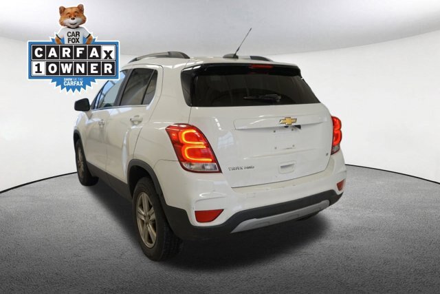Used 2019 Chevrolet Trax LT w/ LT Convenience Package AWD/4WD image 11