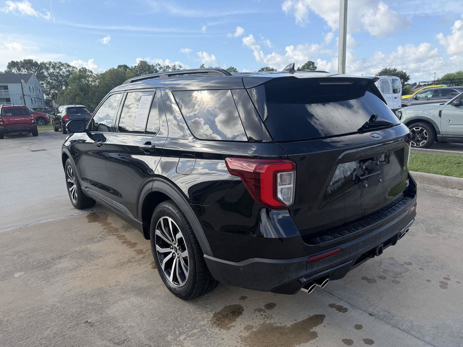Certified 2020 Ford Explorer ST AWD/4WD image 10