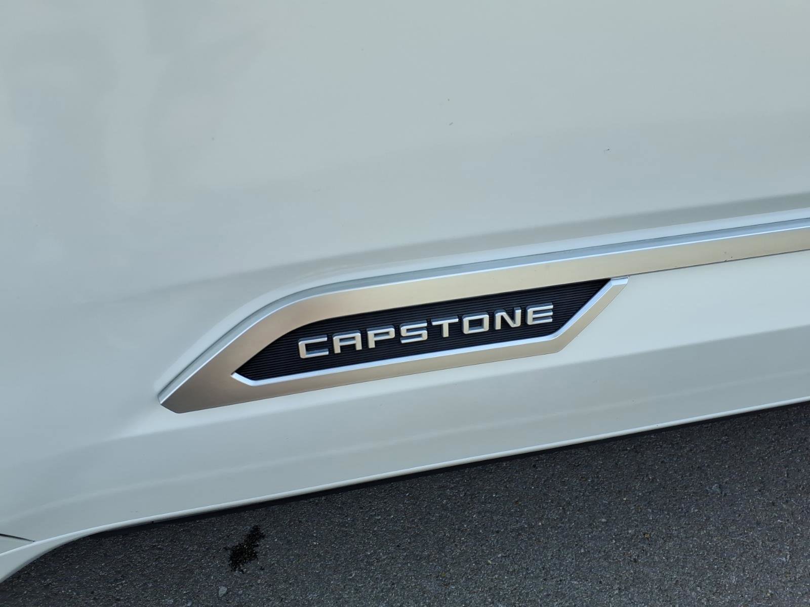 Used 2023 Toyota Sequoia Capstone AWD/4WD image 10