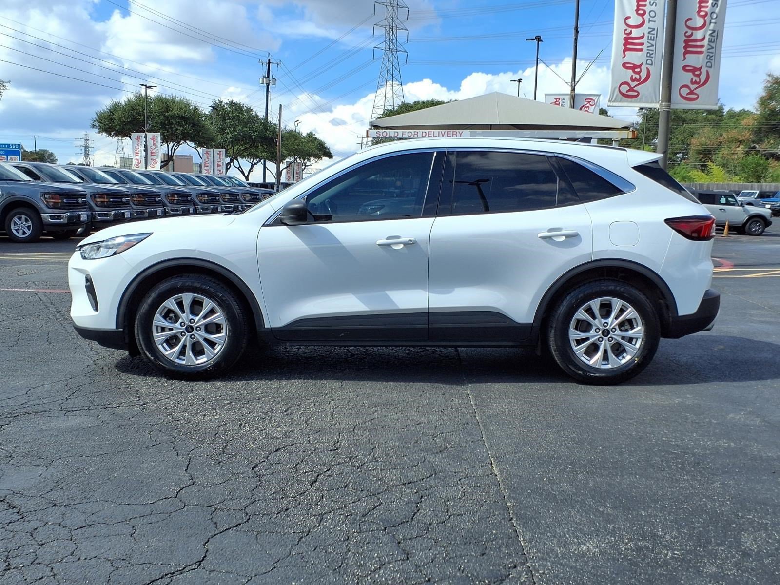 Certified 2023 Ford Escape Active FWD image 9