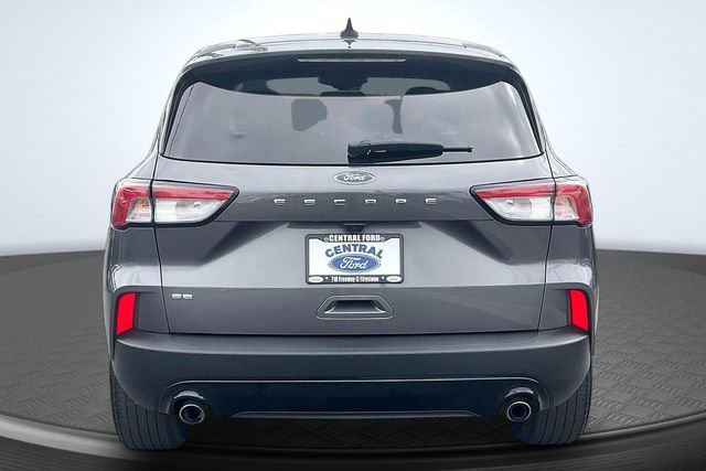 Certified 2022 Ford Escape SE w/ SE Sport Appearance Package image 4