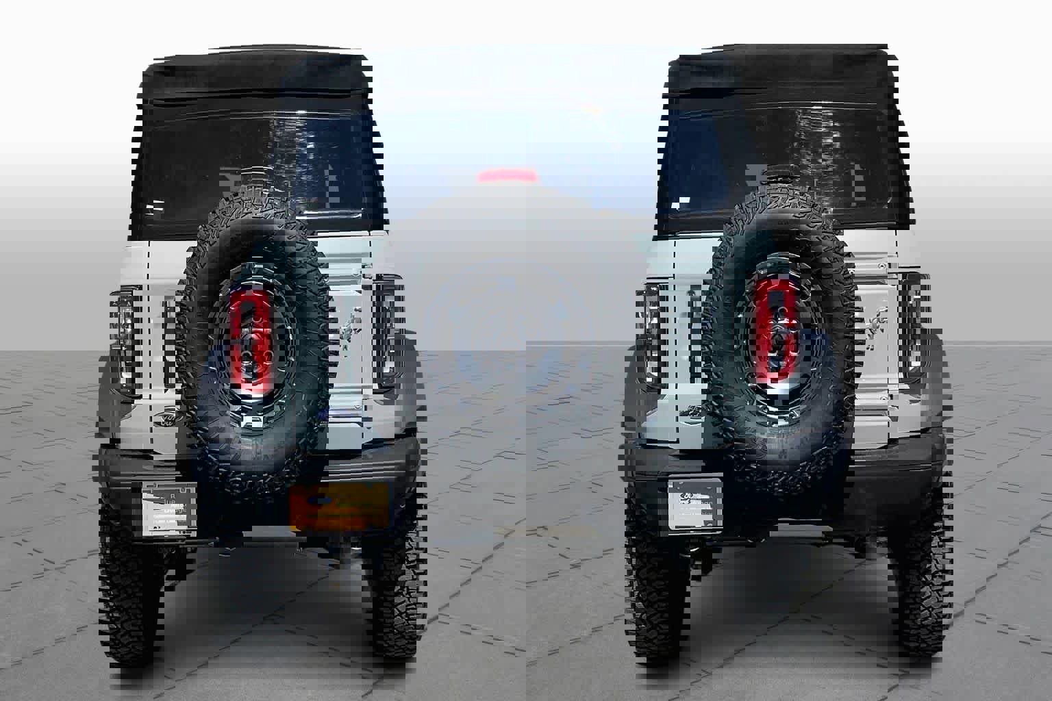 Certified 2024 Ford Bronco Badlands image 2