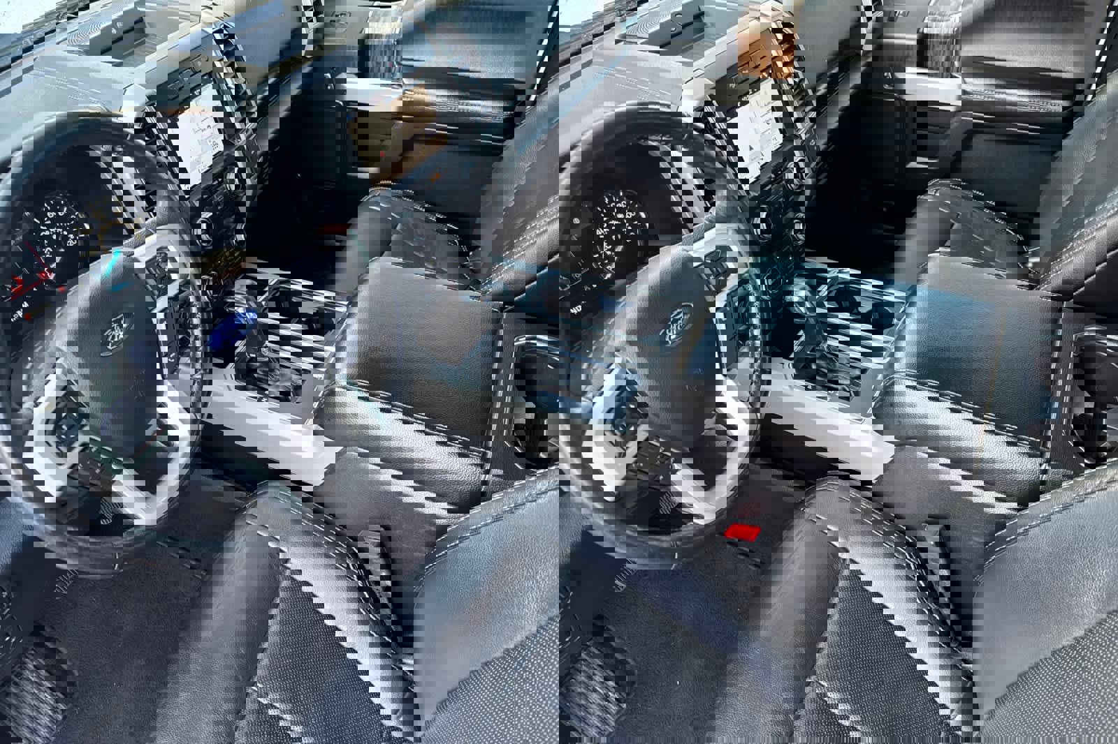 Certified 2019 Ford F150 Lariat w/ Equipment Group 502A Luxury image 11