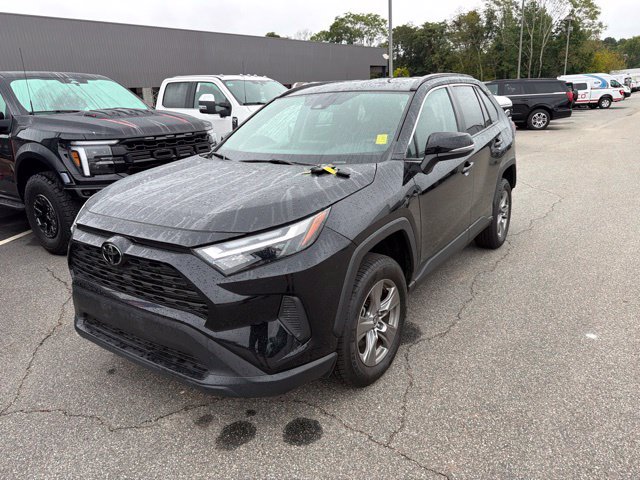 Used 2024 Toyota RAV4 XLE FWD image 1