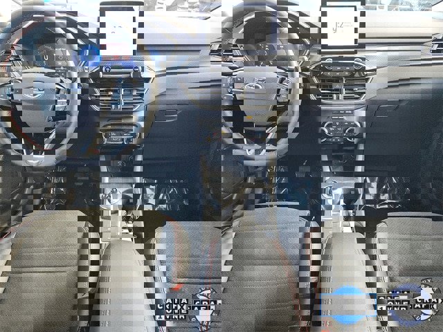 Certified 2022 Ford Escape SEL w/ SEL Stealth AWD Package image 8