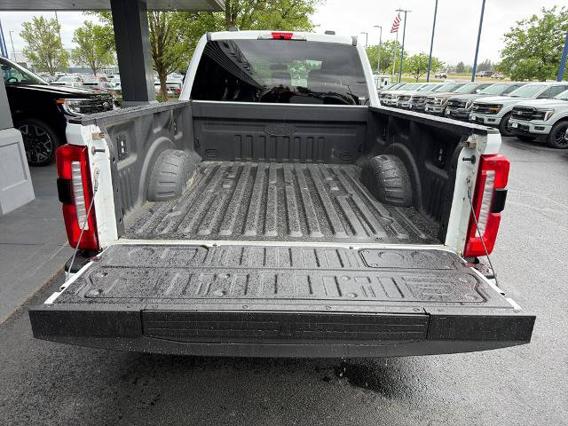 Certified 2025 Ford F350 Lariat w/ Black Appearance Package AWD/4WD image 18