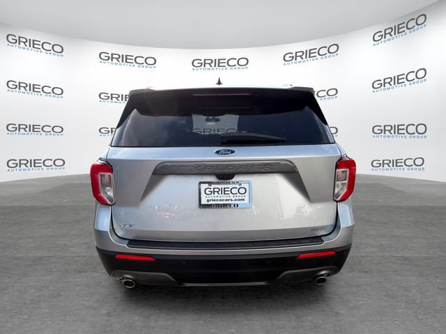 Certified 2021 Ford Explorer XLT w/ Equipment Group 202A RWD image 6
