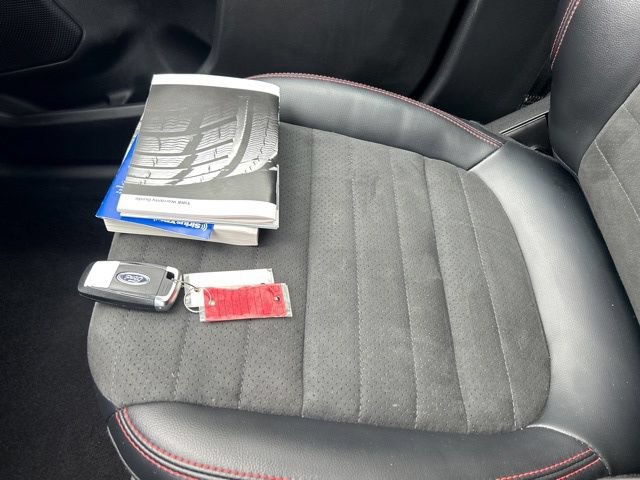 Certified 2022 Ford Escape SEL w/ SEL Stealth AWD Package image 23