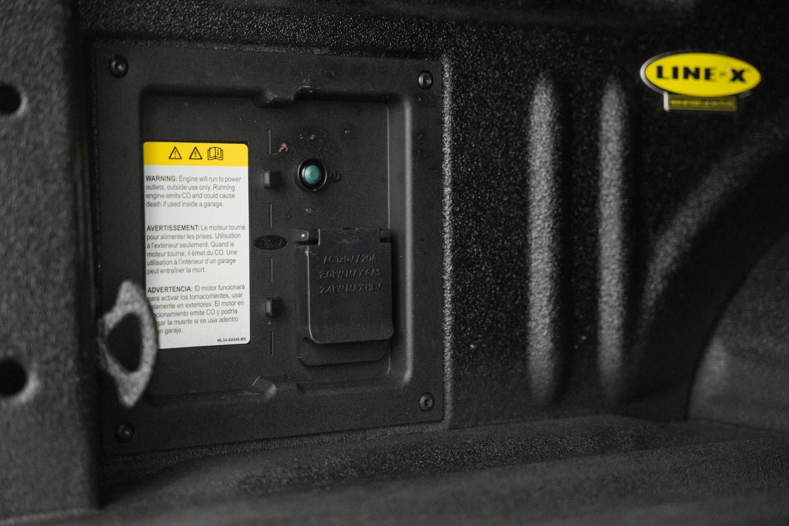 Certified 2025 Ford F150 Raptor AWD/4WD image 11
