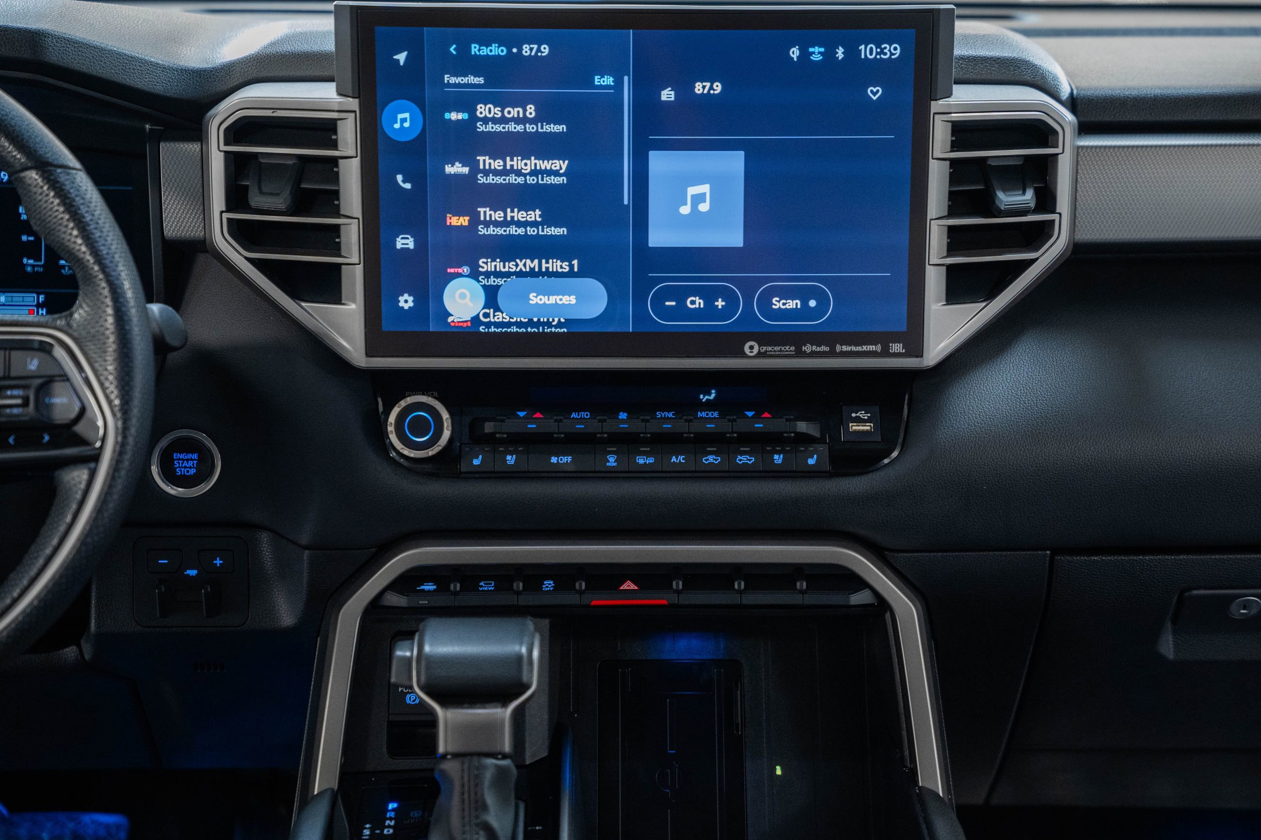 Used 2024 Toyota Tundra Limited image 27