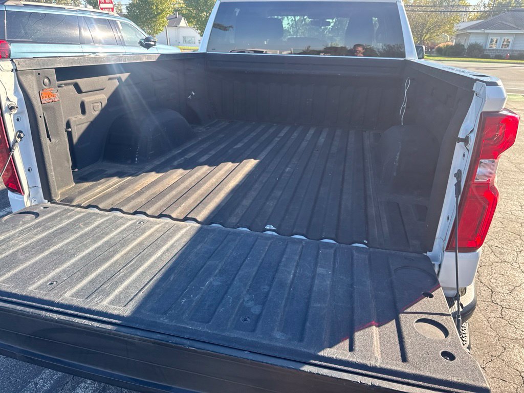Used 2020 Chevrolet Silverado 1500 Custom Trail Boss AWD/4WD image 38