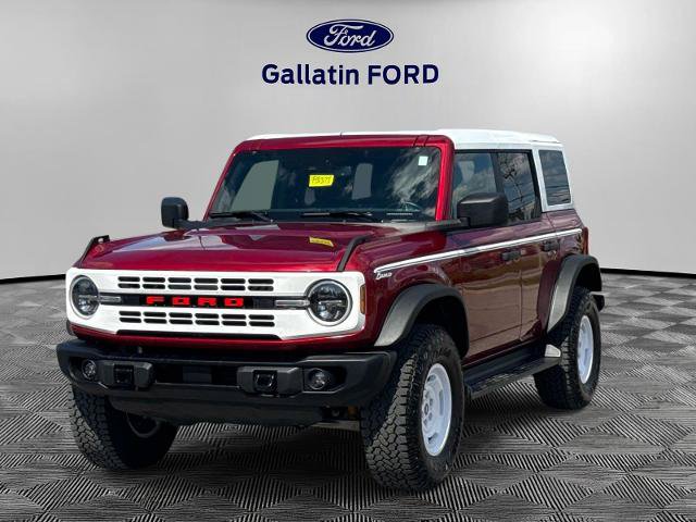 Certified 2025 Ford Bronco Heritage Edition AWD/4WD image 1