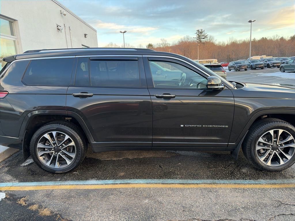 Used 2022 Jeep Grand Cherokee L Overland w/ Advanced Protech Group III image 8