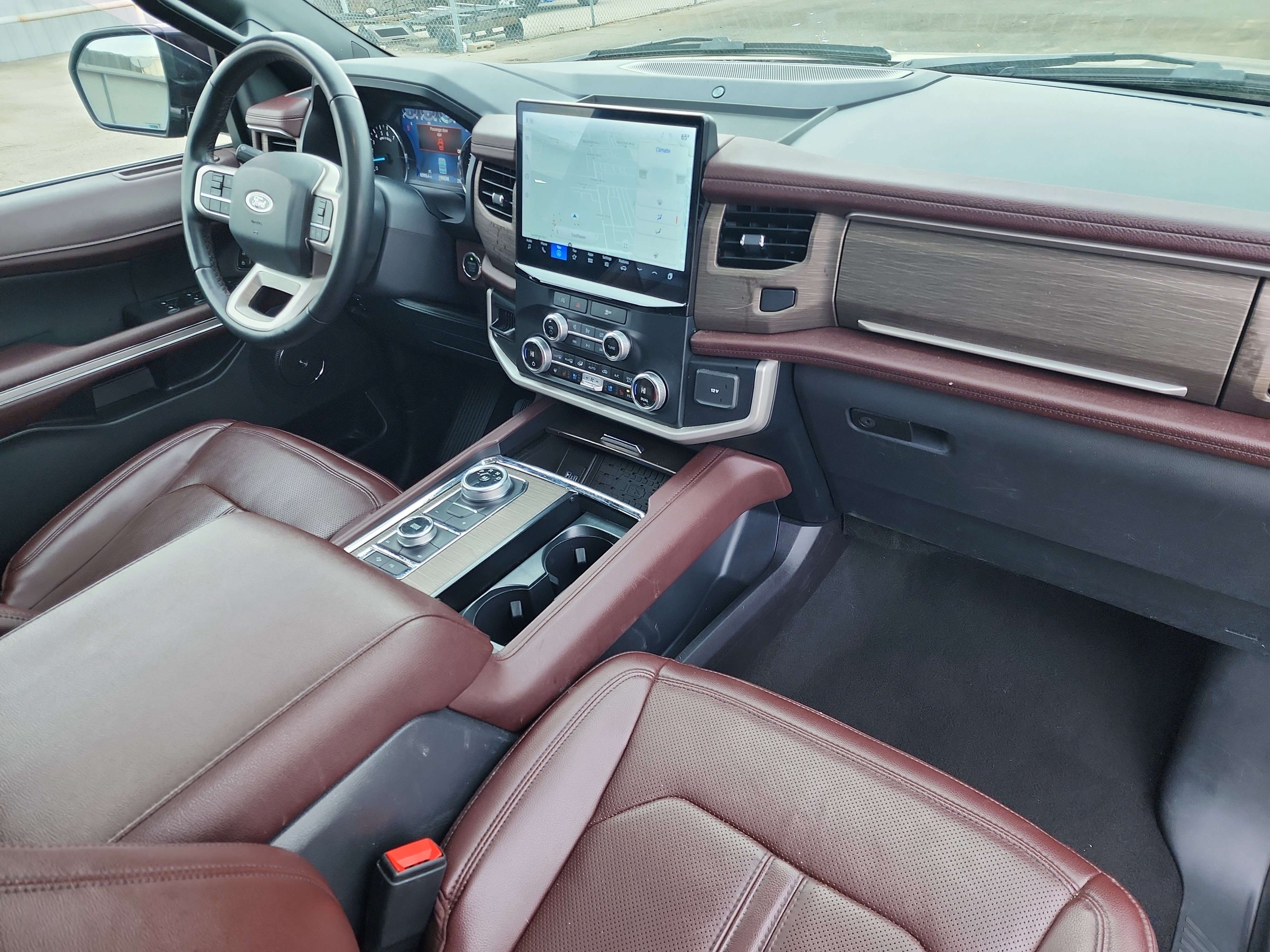 Certified 2023 Ford Expedition Limited image 18