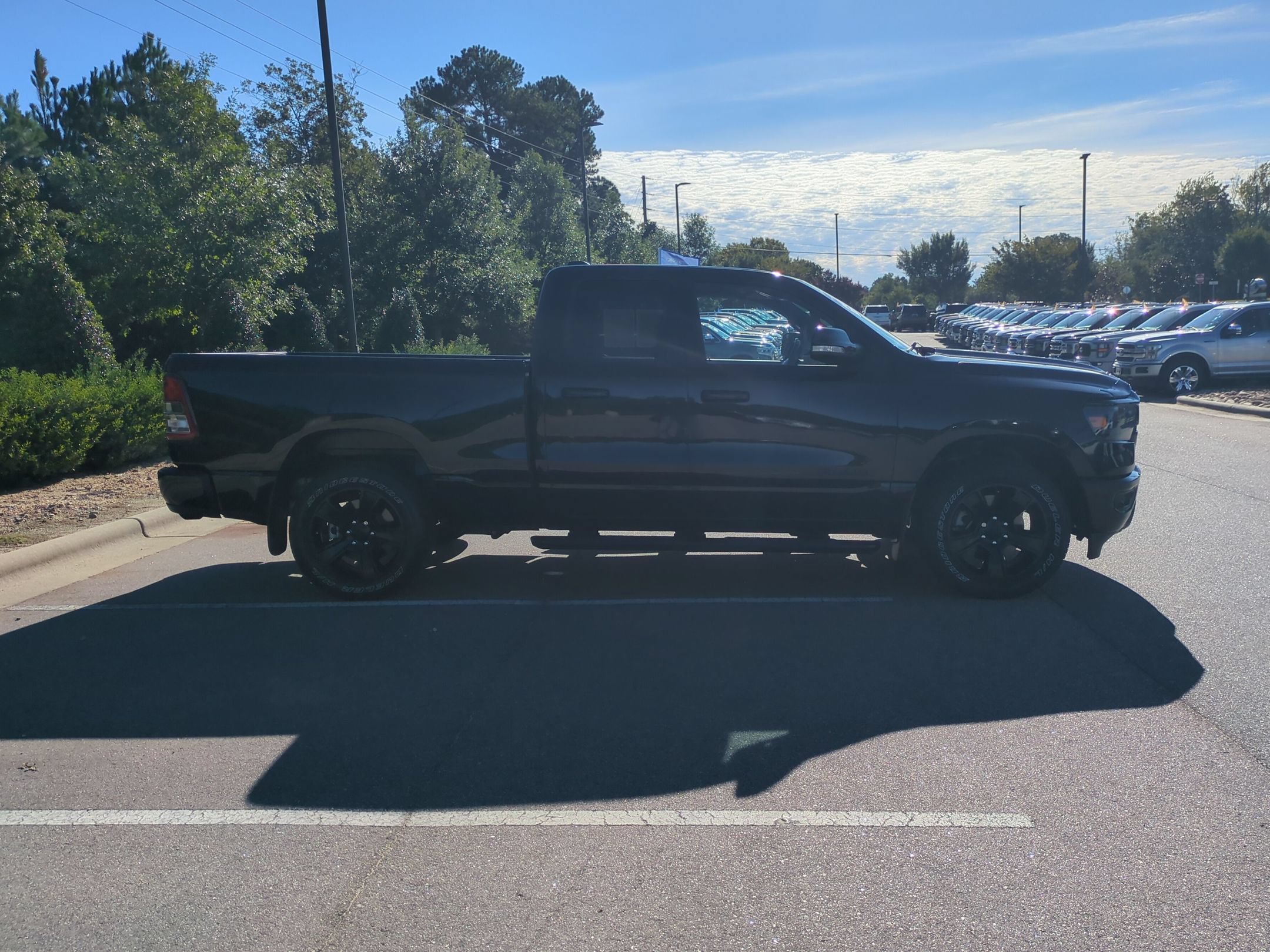 Used 2021 RAM 1500 Big Horn AWD/4WD image 3