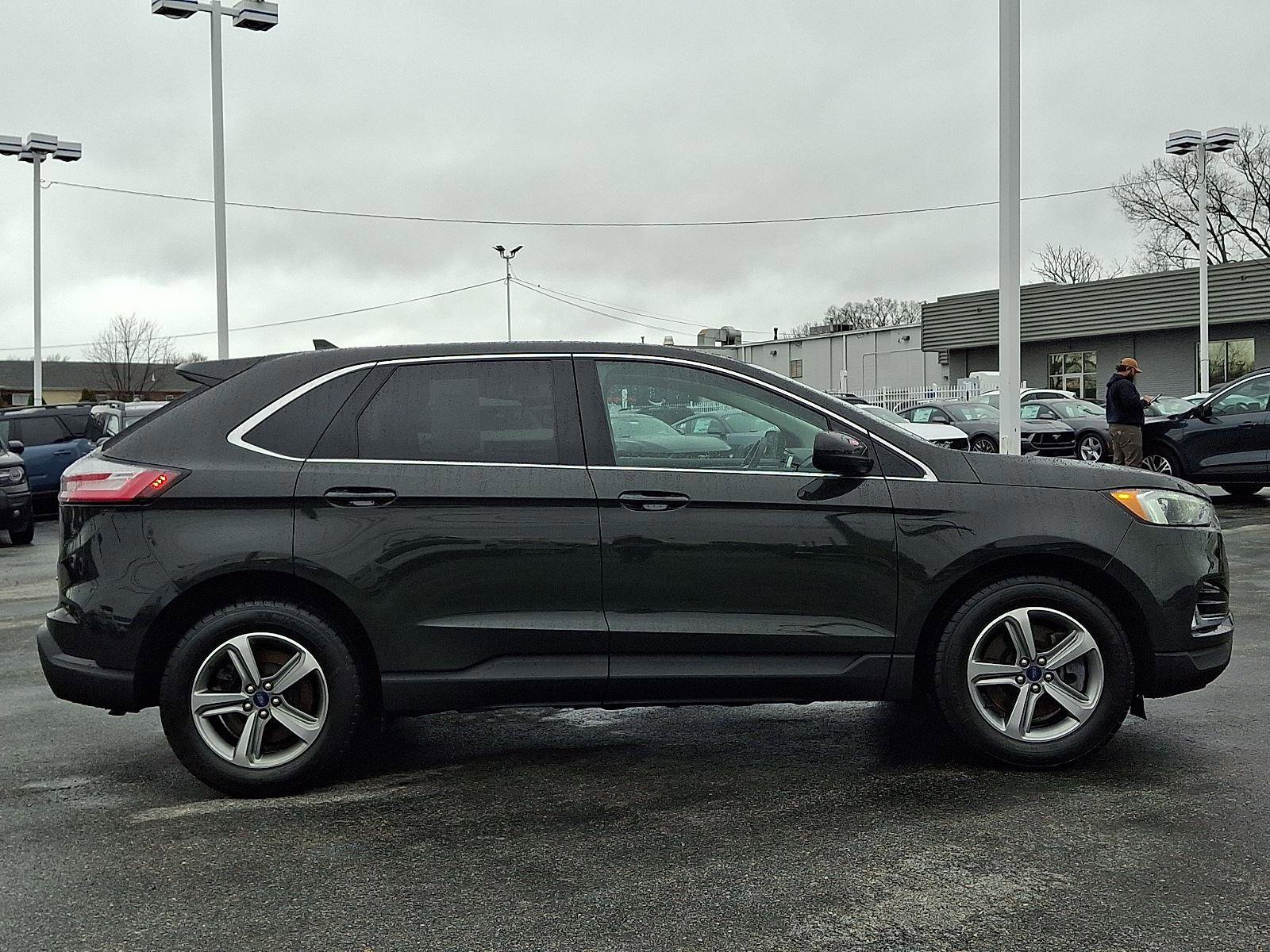 Certified 2022 Ford Edge SEL w/ Convenience Package image 5