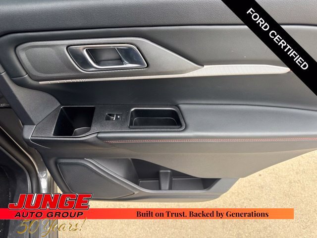 Certified 2025 Ford Explorer ST-Line AWD/4WD image 18