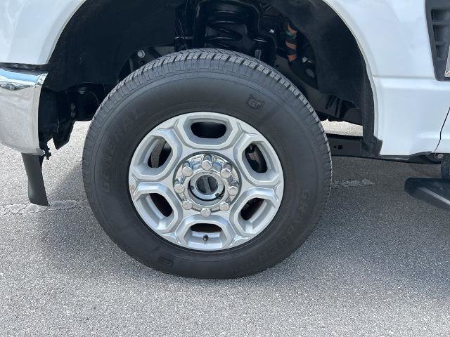 Certified 2025 Ford F250 XLT AWD/4WD image 26