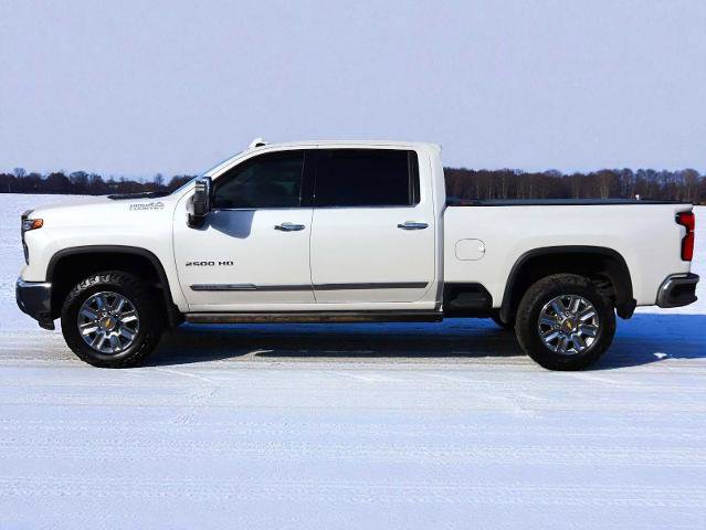 Used 2024 Chevrolet Silverado 2500 LTZ w/ LTZ Plus Package image 3
