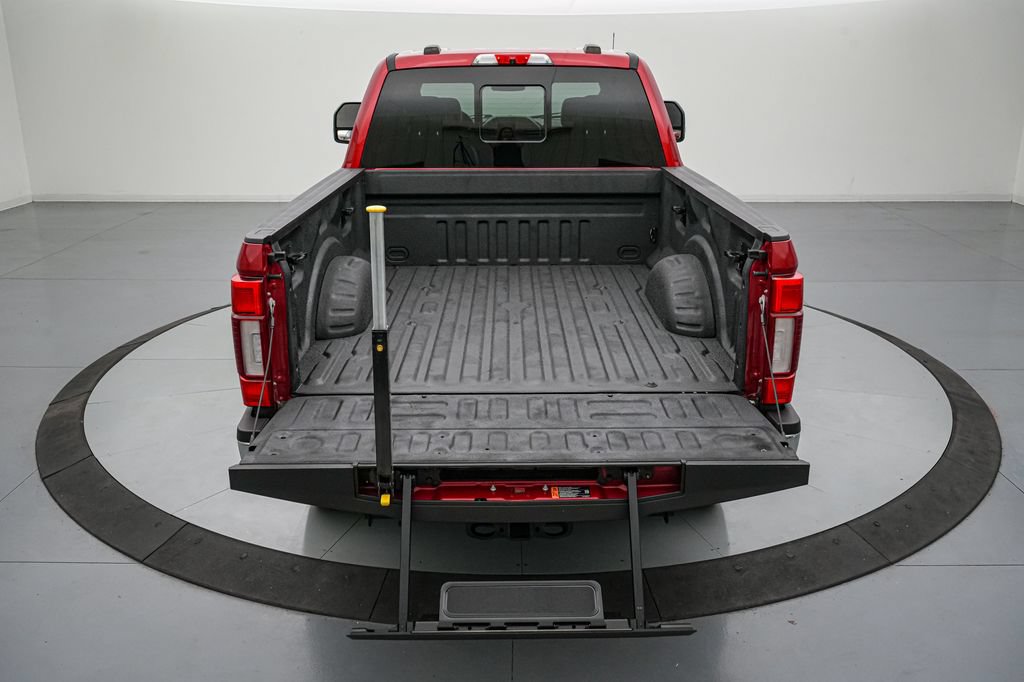 Certified 2022 Ford F250 Lariat w/ FX4 Off-Road Package AWD/4WD image 6